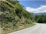 Lo sfalcio lungo la strada provinciale 269, Paesana-Pratoguglielmo